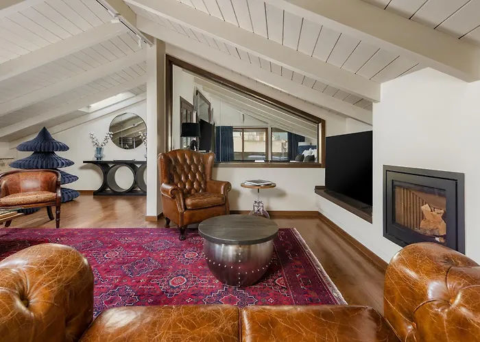 Stoes Boutique Hotel